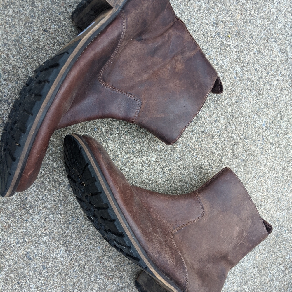 Red Tape Brown Leather Distressed Boots 10.5M